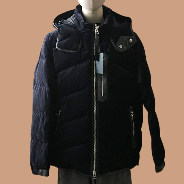 モンクレール メンズ ブラック グースダウン パディング - Padding - mo32x