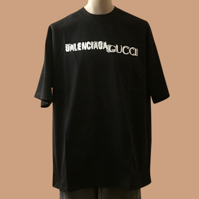 バレンシアガ メンズ ブラック クルーネック 半袖Tシャツ -  Short sleeved 