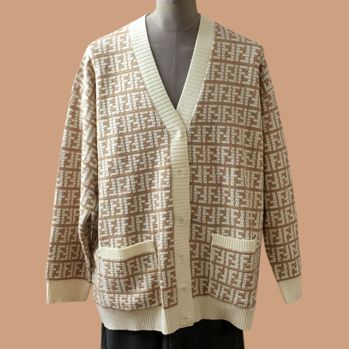 フェンディ ユニセックス Vネック ベージュ カーディガン - - fen01297x