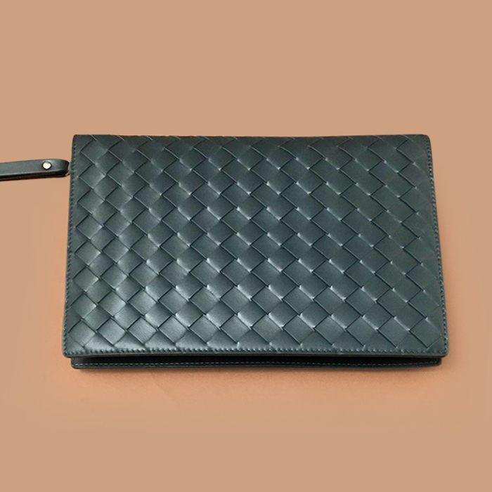 ボッテガヴェネタ メンズ ネイビー クラッチバッグ - - bv0470x