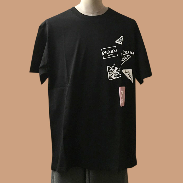 プラダ メンズ クルーネック ブラック 半袖Tシャツ - Short sleeved 