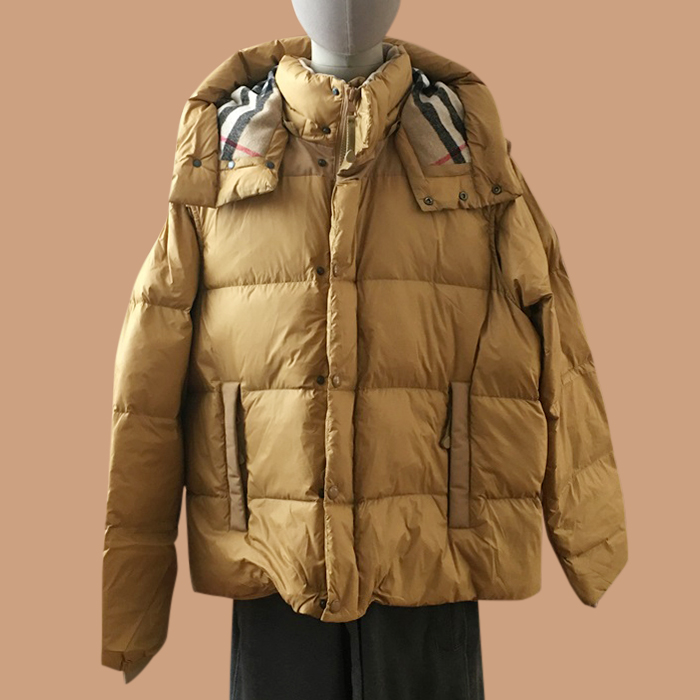 バーバリー メンズ イエロー グースダウン パディング - Yellow Padding