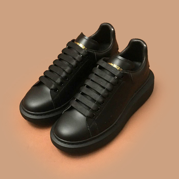 アレキサンダーマックイーン ユニセックス ブラック スニーカー -