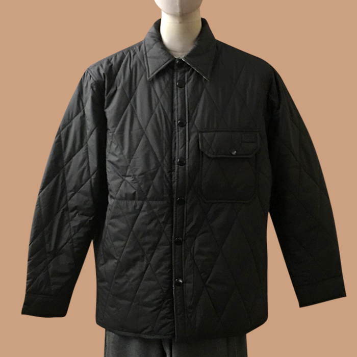 バーバリー メンズ ブラック ダウン リバーシブル ジャケット - s