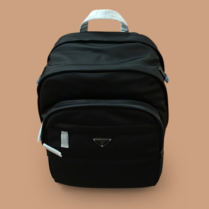 プラダ メンズ ブラック バックパック - 