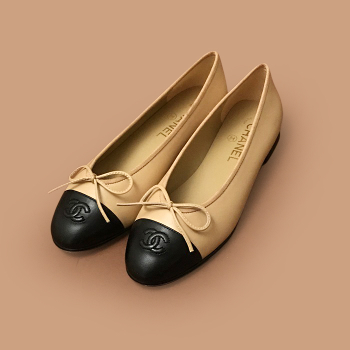 シャネルレディース ベージュ フラット -  Shoes