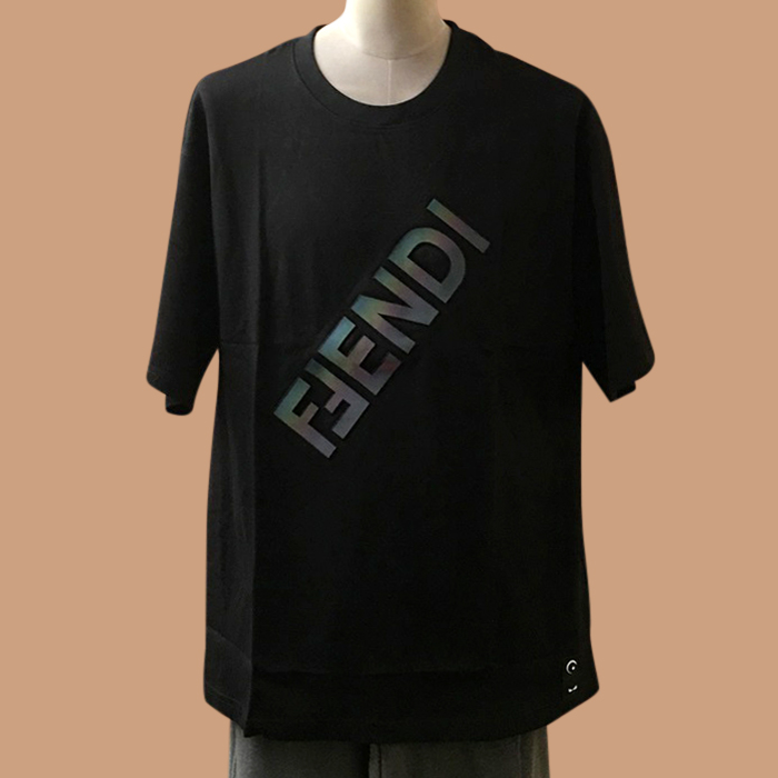 フェンディ メンズ ブラック クルーネック 半袖Tシャツ - Short sleeved 