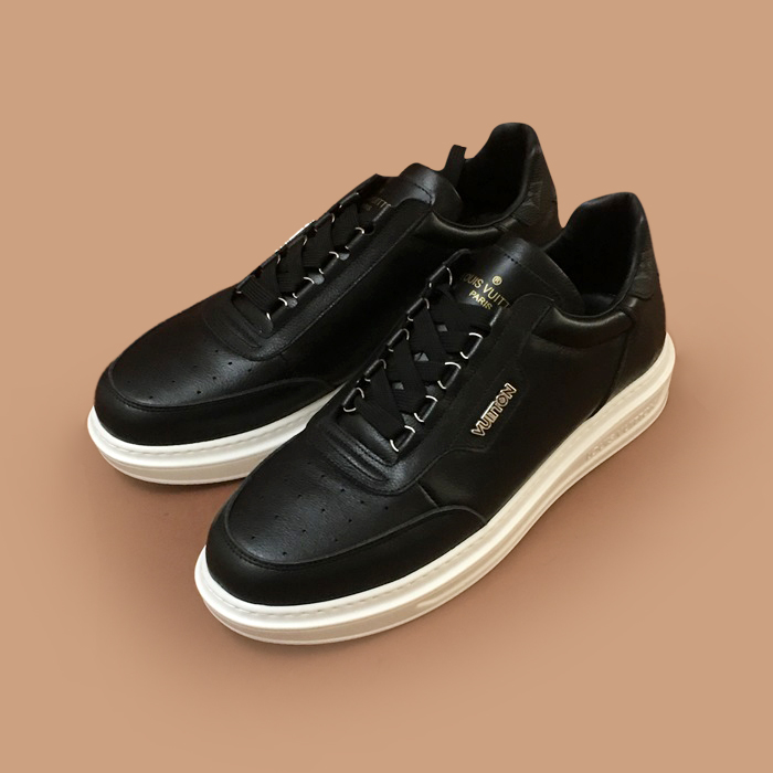 ルイヴィトン メンズ ブラック スニーカー -  