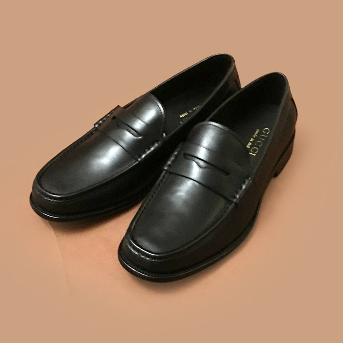 グッチ メンズ イニシャル ブラックローファー -Loafer