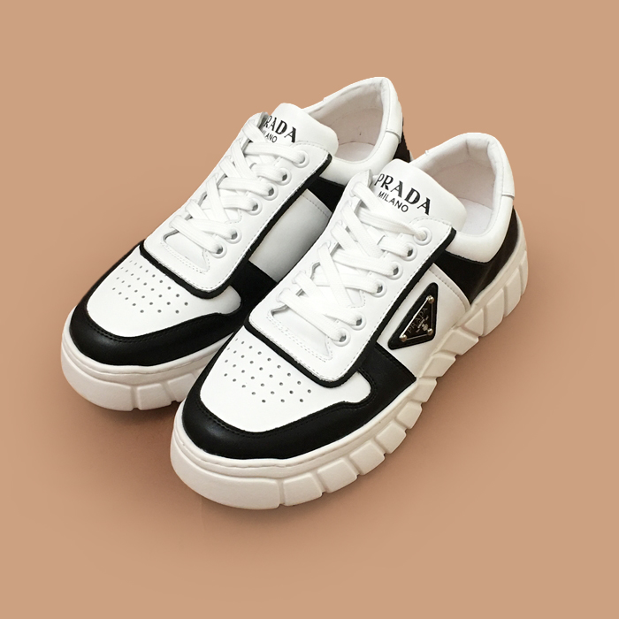 プラダ メンズ ホワイト スニーカー - White 