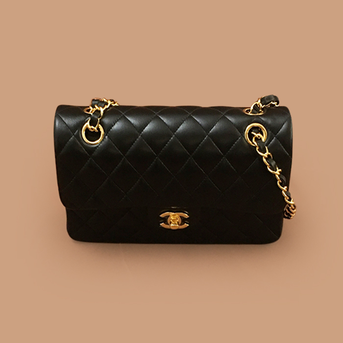 シャネルレディース ブラック ショルダーバッグ - 