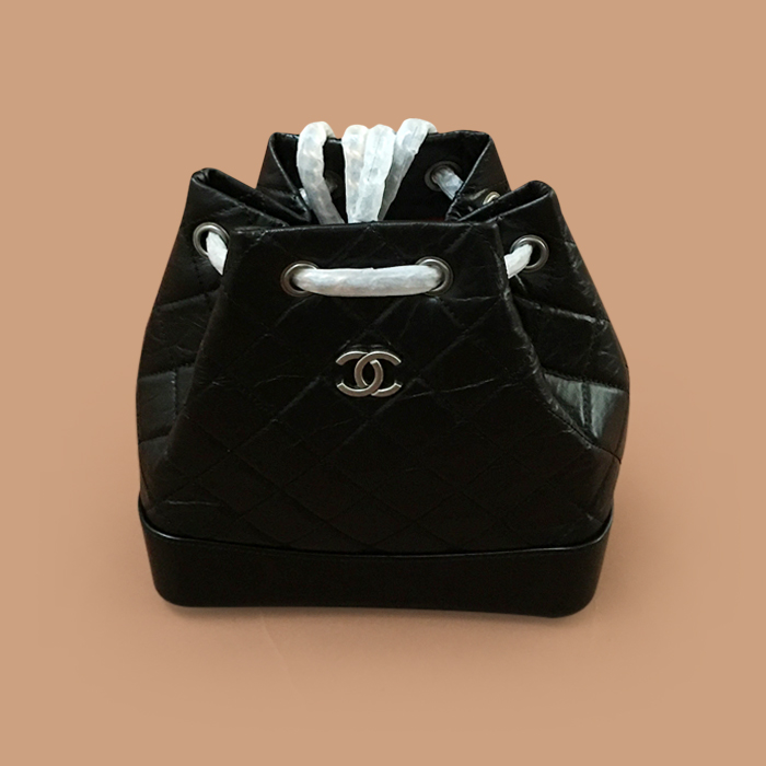 シャネルレディース ブラック ショルダーバッグ - 