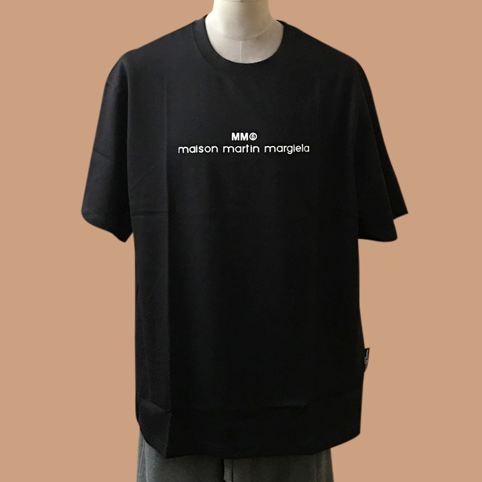 メゾン マルジェラ ユニセックス クルーネック ブラック 半袖Tシャツ - 
