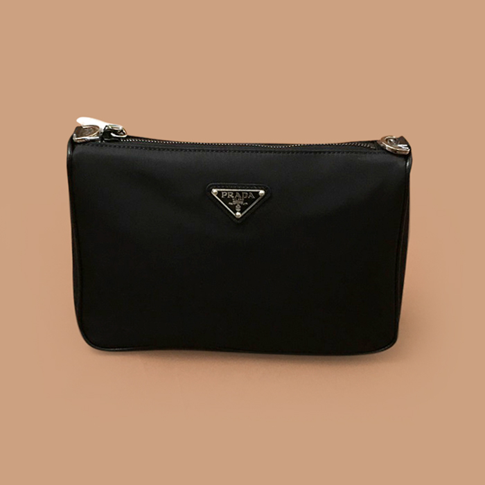 プラダ メンズ ブラック クラッチバッグ - Bag