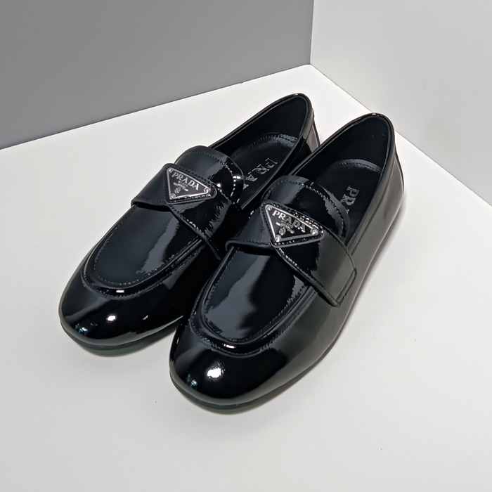 Prada lofer - プラダレディース レザーローファー,ブラック