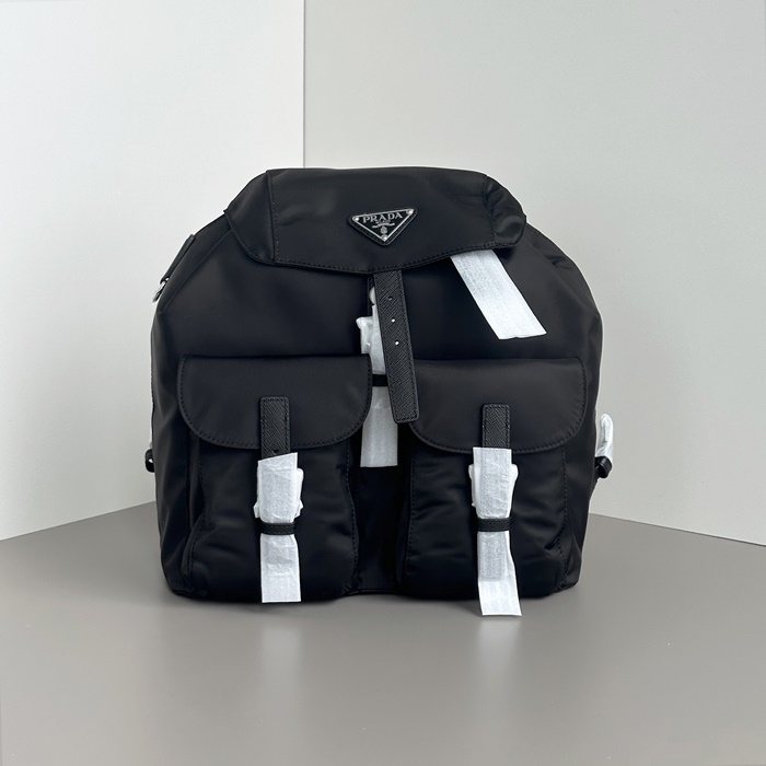 プラダ メンズ ブラック バックパック -  - pr101x