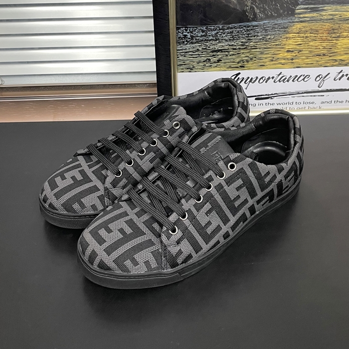 - フェンディメンズ スニーカー FENS0304,ブラック