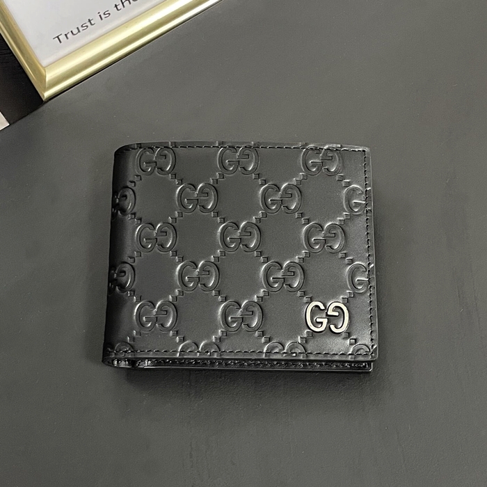 GG 473928 - グッチ シグネチャー 二つ折り財布 ブラック GUC0227 11CM