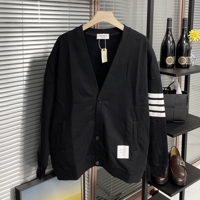 トムブラウン メンズ Vネック ブラック カーディガン -  - thom0619x