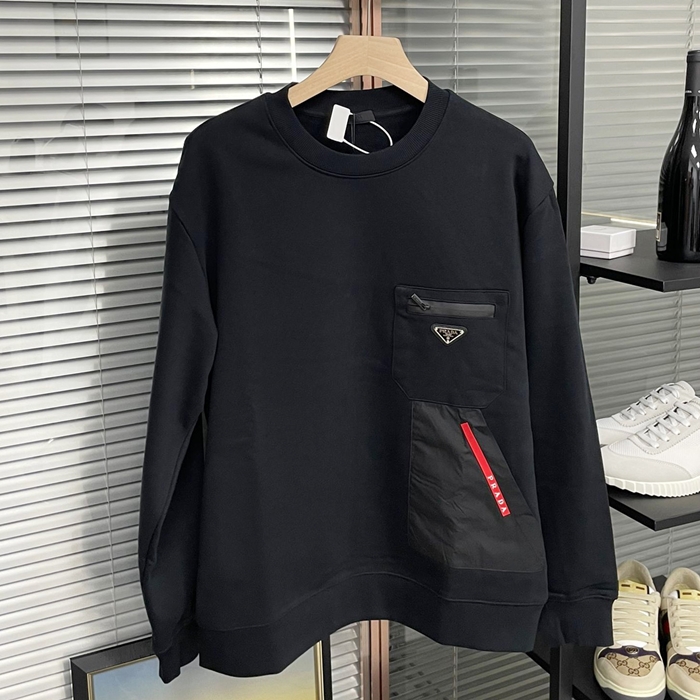 プラダ メンズ クルーネック ブラック スウェット -  - pr732x
