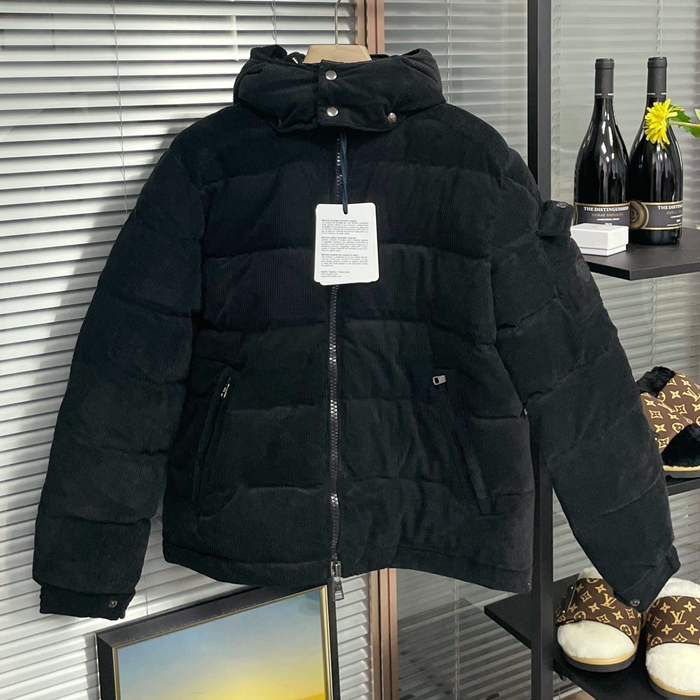 モンクレール メンズ ブラック グースダウン パディング - Padding - mo32x