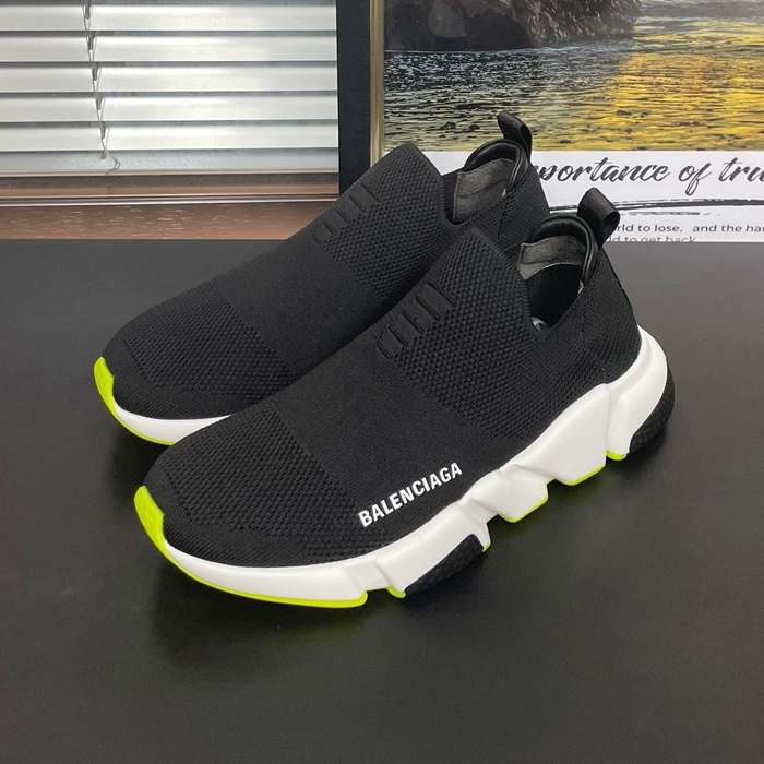  バレンシアガユニセックス スピードランナー BALS0182ブラック