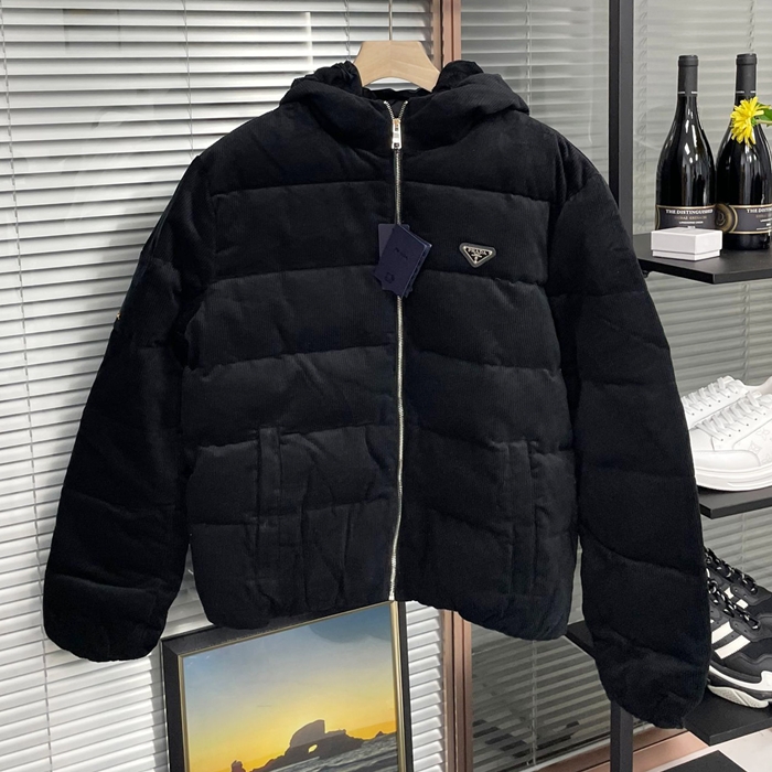 プラダ メンズ ブラック ダウン ジャケット - - pr776x