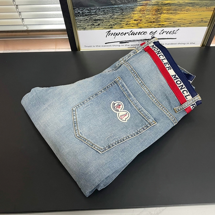 モンクレール メンズ シンプルLOGO ジーンズ - mo76x