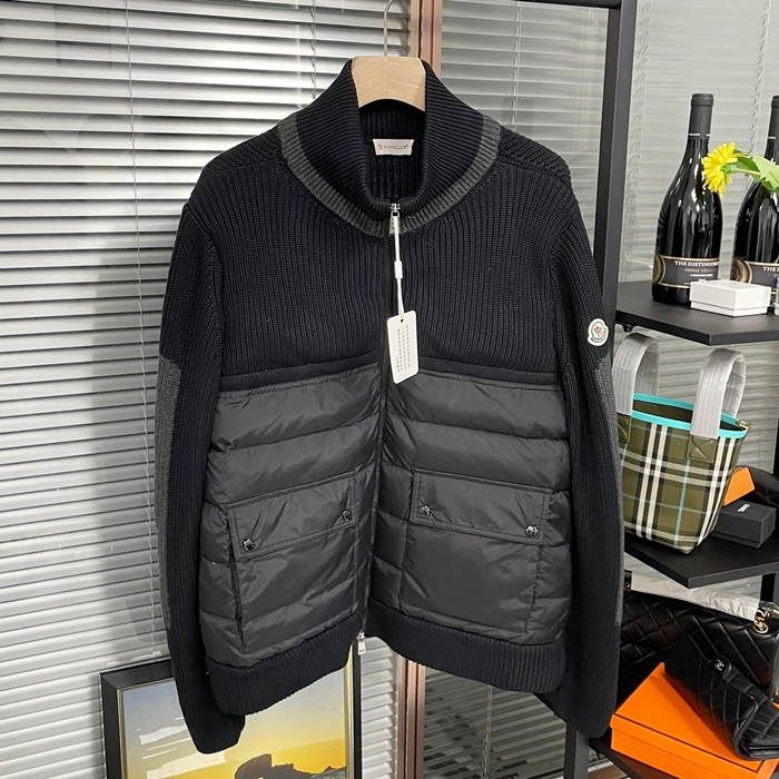 モンクレール メンズ ブラック ダウン ジャケット - mo163x