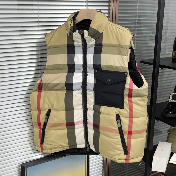 バーバリー メンズ ブラック パディング リバーシブルベスト - Down bu294x