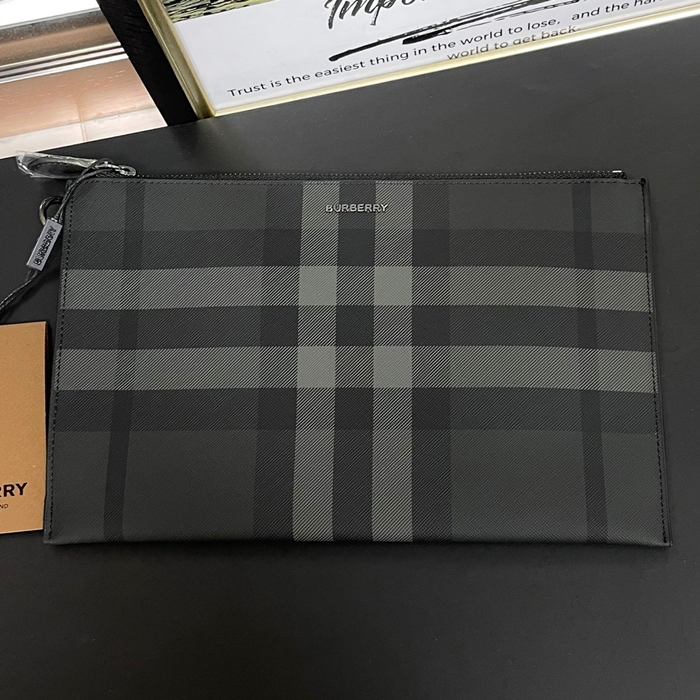 バーバリー メンズ グレー クラッチバッグ - Gray - bu320x