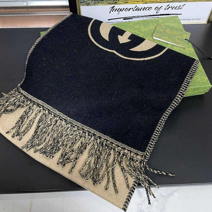 グッチ メンズ ベージュ マフラー -Muffler - gu117x