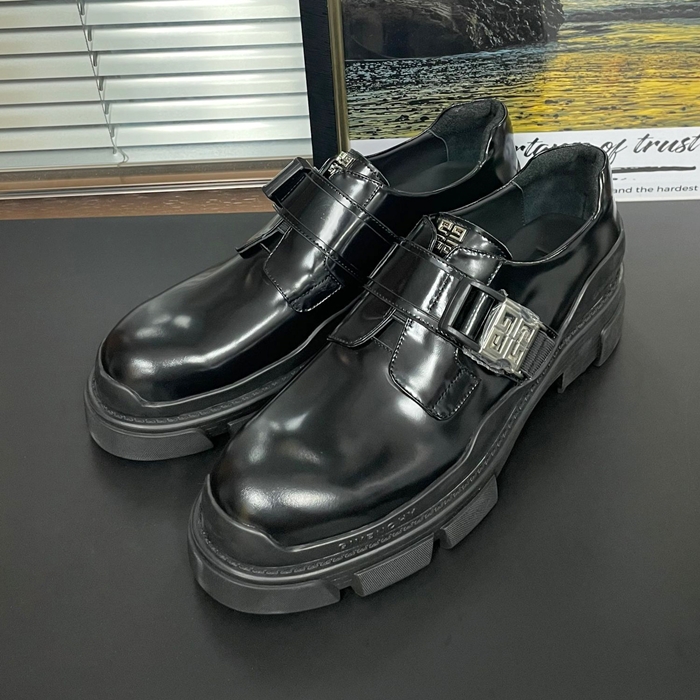 ジバンシィ メンズ 4G テラローファー gi341x