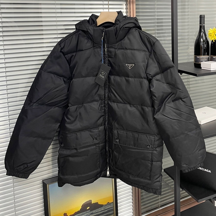 プラダ メンズ ブラック ダウン パディング -  - pr863x