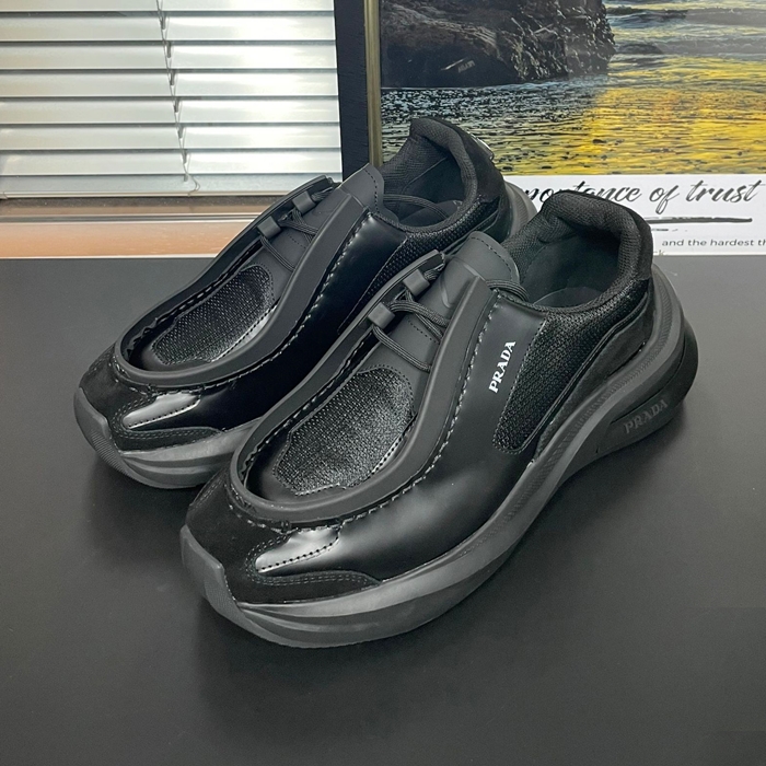 プラダ メンズ ブラック スニーカー -  - pr863x