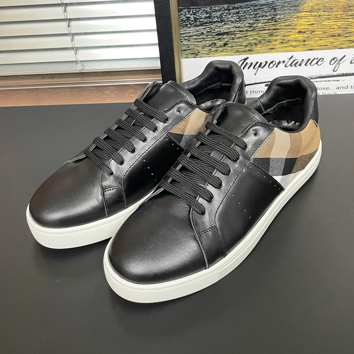 バーバリー メンズ ブラック スニーカー -  - bu102x