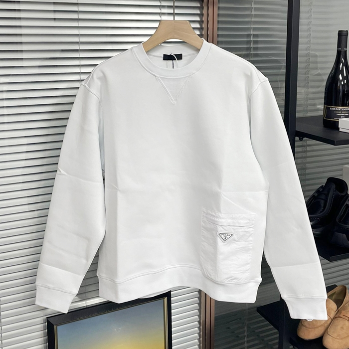 プラダ メンズ クルーネック ホワイト スウェット - White  - pr867x