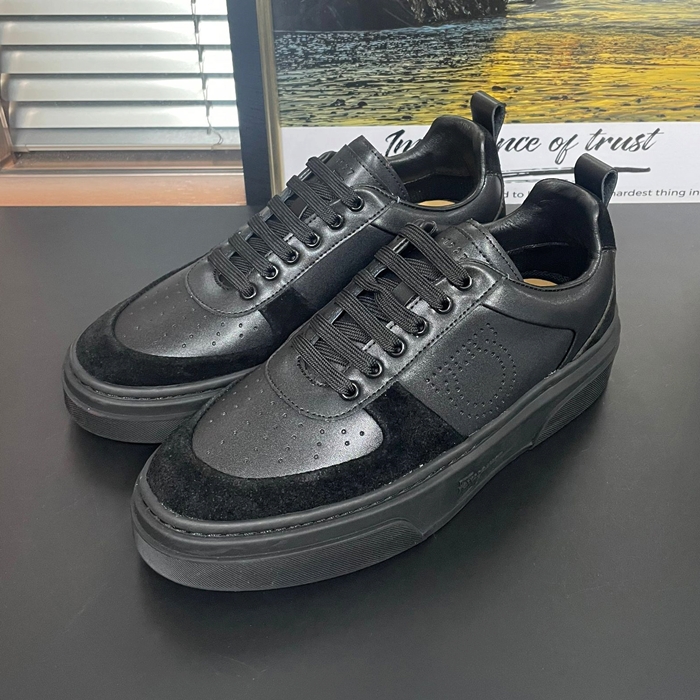 フェラガモ メンズ ブラック スニーカー - Ferragamo  - fer374x