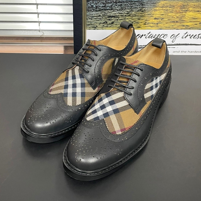 バーバリー メンズ ヴィンテージ チェック パネルレザーダービー ブラック シューズ  - Oxford - bu301x