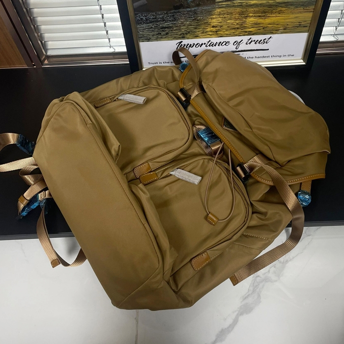 プラダ メンズ リナイロン キャメル バックパック - Camel  - pr829x