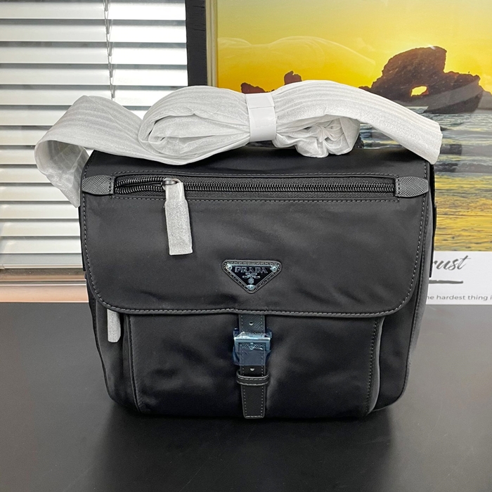 2019 Nylon ,25CM - プラダナイロン メンズ メッセンジャー ショルダーバッグ,1BD994,25cm,ブラック