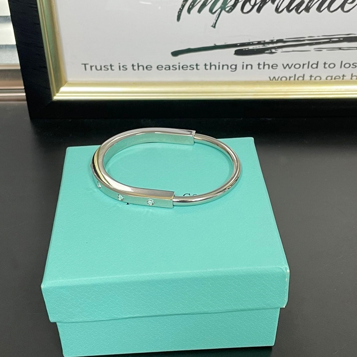 お客様が注文した他社製品