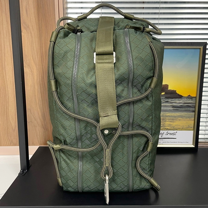 ボッテガヴェネタ メンズ カーキ キーポル - Khakibv230x