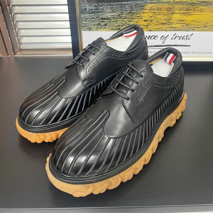 トムブラウン メンズ トレンディ ブラック スニーカー -  - tom01563x