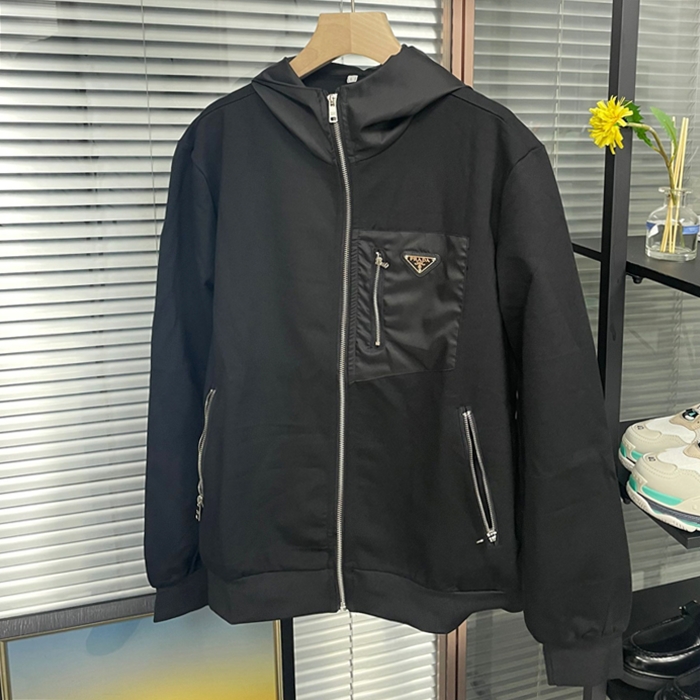 プラダ メンズ カジュアル トレーニング ジャケット&パンツ - Jaket&- prc0145x