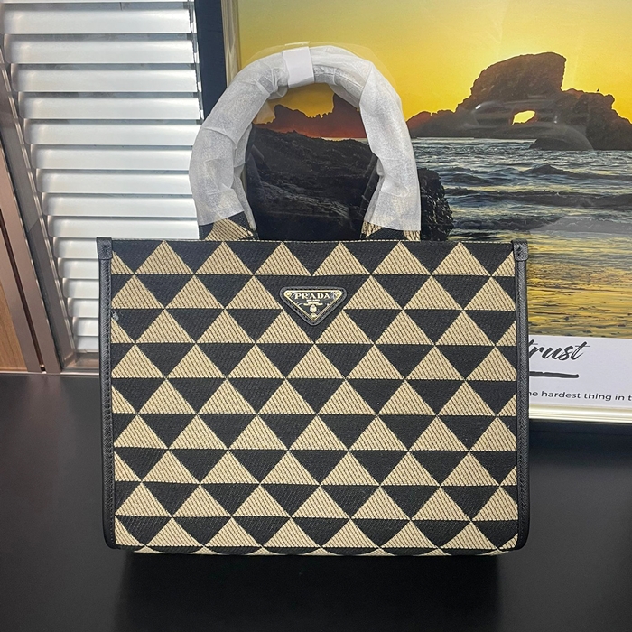 プラダ レディース ベージュ トートバッグ -  - pr789x