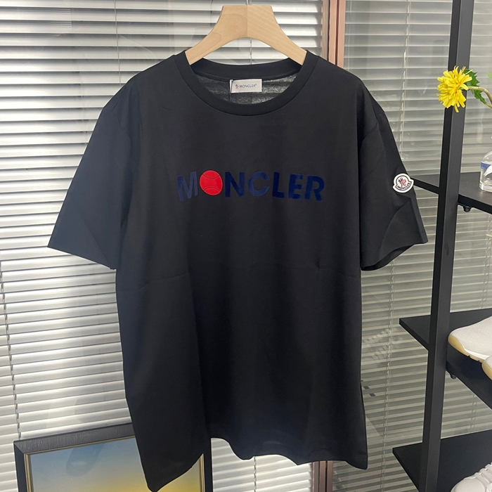 モンクレール メンズ ブラック 半袖Tシャツ -  - moc174x