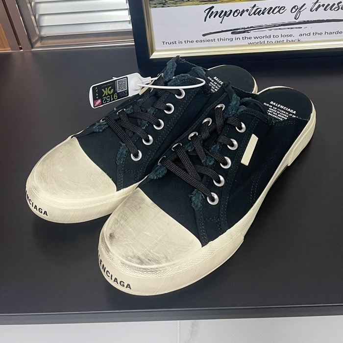 バレンシアガ ユニセックス PARIS ブラック ミュール スニーカー  -  - ba722x