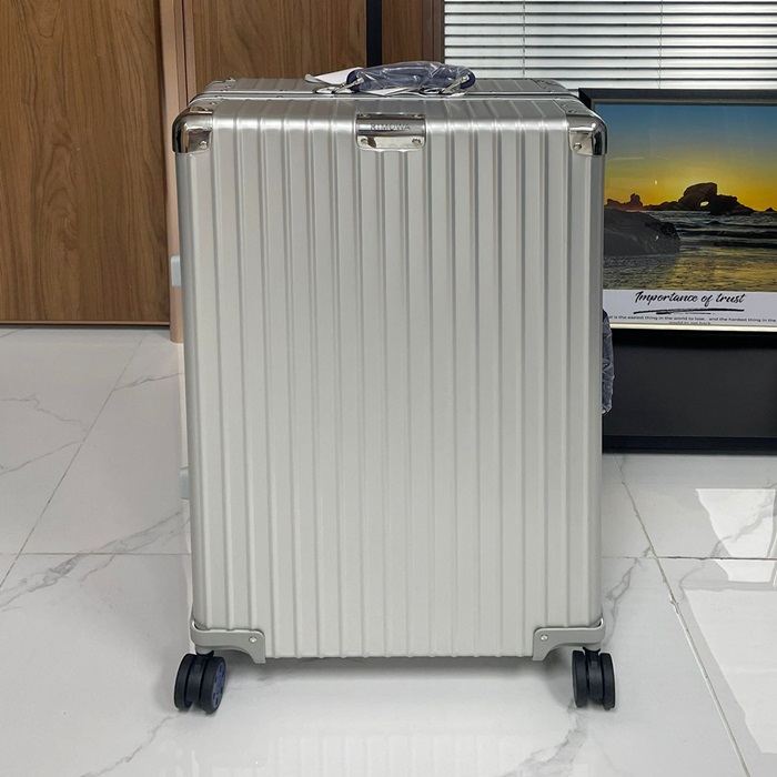 リモワ クラシック キャリーバッグ - Carrier - ric15x