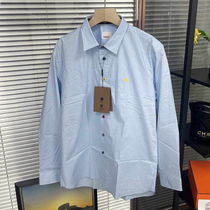 Burberry - バーバリーメンズ クラシック コットン シャツ Bur02165xスカイブルー